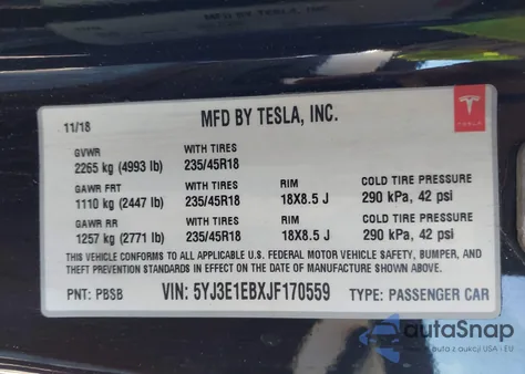 2018 Tesla Model 3 Long Range/Performance z USA, uszkodzony, nr VIN 5YJ3E1EBXJF170559